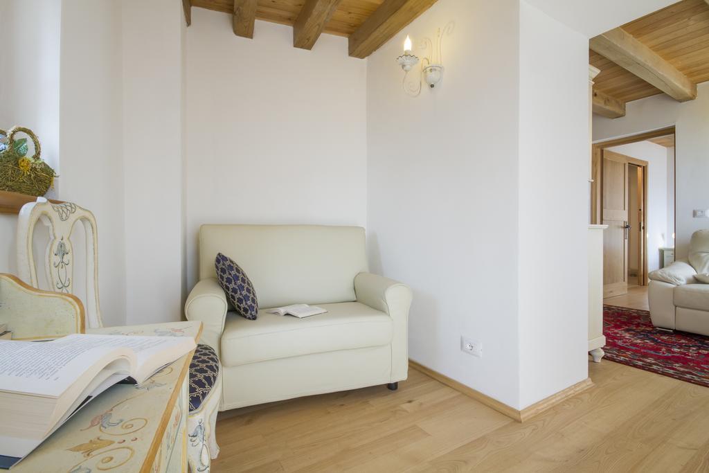Casa Ursic Scrittore Grimacco Luaran gambar